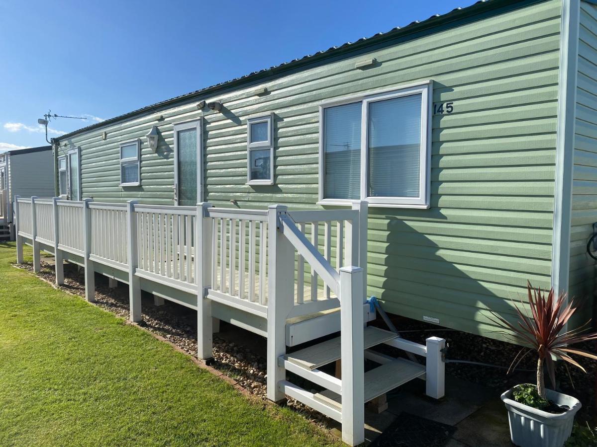 Seaview 145 - Pet Friendly, Bath And Close To Beach & Fantasy Island - Meadow Lakes Caravan & Lodge Hire 英戈尔德梅尔斯 外观 照片